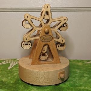Wooderful Life Ferris Wheel music box